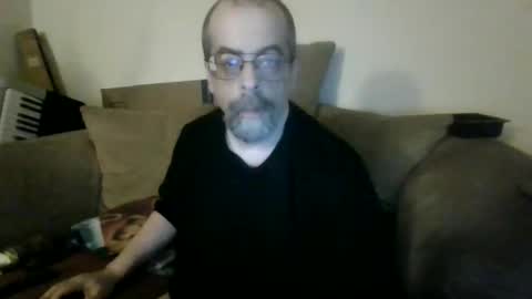 Snapshot of bkkm75 chatting on December 3, 12:19 am bkkm75 online show from December 3, 12:19 am