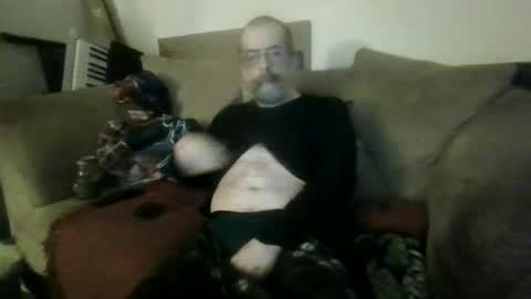 Snapshot of bkkm75 chatting on December 4, 7:44 am bkkm75 online show from December 4, 7:44 am
