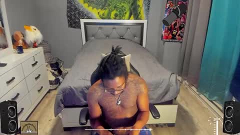 Plant Base Streamers From Pennsylvania online show from January 26, 12:05 am