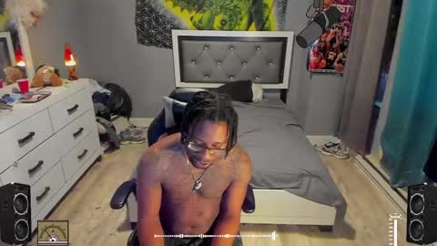 Plant Base Streamers From Pennsylvania online show from March 12, 11:44 pm