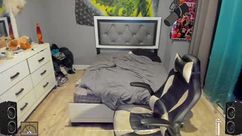 Plant Base Streamers From Pennsylvania online show from March 7, 11:27 pm