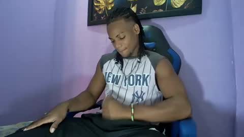 Snapshot of black_dicck chatting on December 7, 7:38 pm tu morenito online show from December 7, 7:38 pm