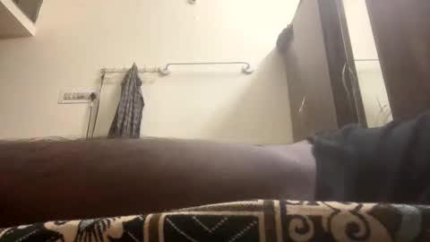Snapshot of black_guy5 chatting on September 18, 12:03 am James online show from September 18, 12:03 am