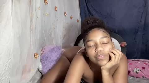 Snapshot of black_hot2024 chatting on December 5, 11:12 pm MORENITA ISA online show from December 5, 11:12 pm