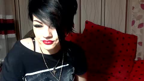 Snapshot of black_hot_01 chatting on January 10, 1:42 am black_hot_01 online show from January 10, 1:42 am