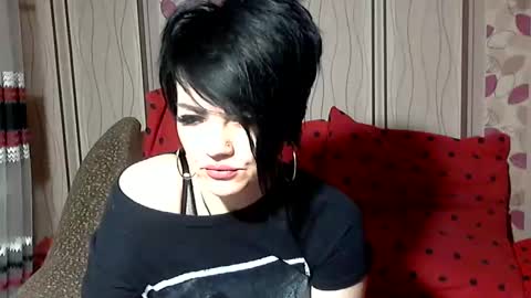 Snapshot of black_hot_01 chatting on January 29, 3:33 am black_hot_01 online show from January 29, 3:33 am