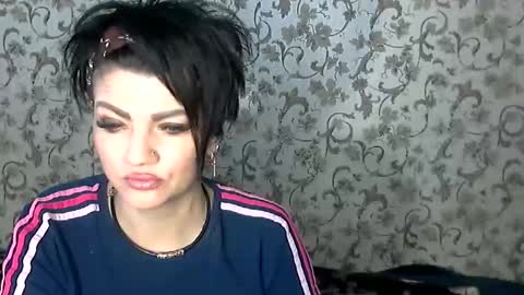 black_hot_01 online show from October 2, 6:45 am