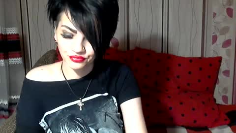 Snapshot of black_hot_01 chatting on December 29, 6:16 pm black_hot_01 online show from December 29, 6:16 pm