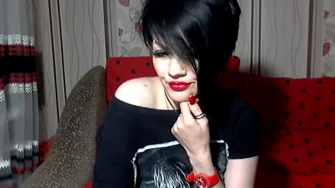 Snapshot of black_hot_01 chatting on January 24, 12:10 pm black_hot_01 online show from January 24, 12:10 pm