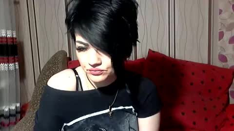 Snapshot of black_hot_01 chatting on January 28, 1:39 am black_hot_01 online show from January 28, 1:39 am