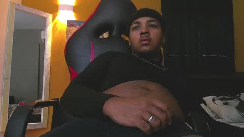 Snapshot of black_king_241 chatting on February 13, 4:07 pm black_king_241 online show from February 13, 4:07 pm