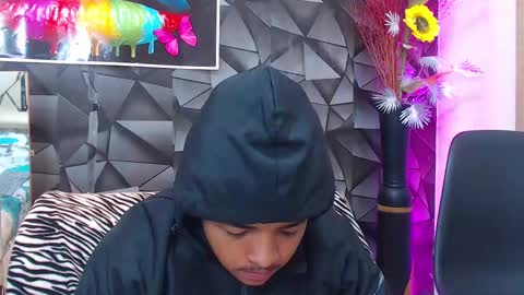 Snapshot of black_king_241 chatting on February 21, 1:55 pm black_king_241 online show from February 21, 1:55 pm