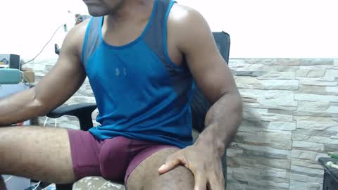 black_latino6 online show from September 25, 9:00 pm