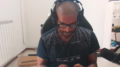 Master online show from March 8, 2:54 pm