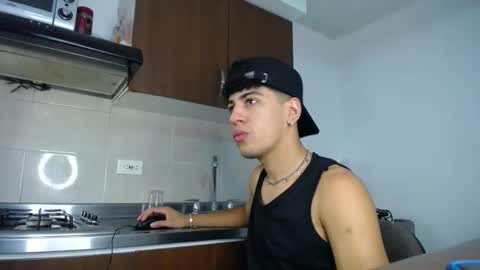 black_men9 online show from March 6, 11:15 pm