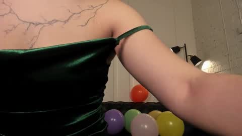 Mon Mon online show from October 15, 3:10 am