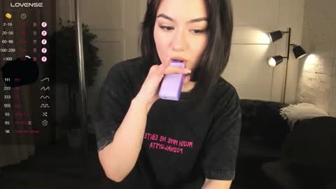 Mon Mon online show from October 3, 3:15 am