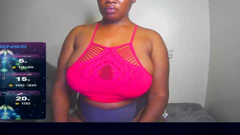 black_sexyfish online show from January 12, 8:36 pm