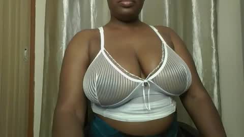black_sexyfish online show from February 8, 12:03 am