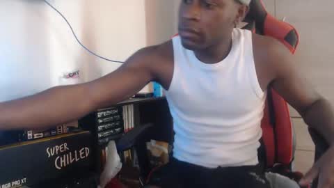 Black online show from March 3, 6:59 pm