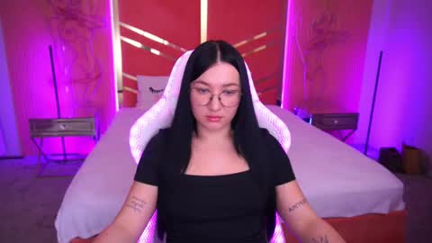 Katy online show from December 10, 8:19 am