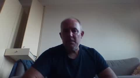 Snapshot of blackdog71 chatting on February 26, 8:28 am blackdog71 online show from February 26, 8:28 am