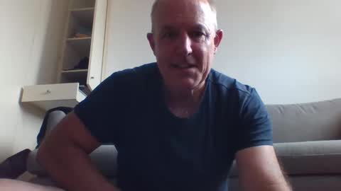 Snapshot of blackdog71 chatting on February 20, 5:12 am blackdog71 online show from February 20, 5:12 am