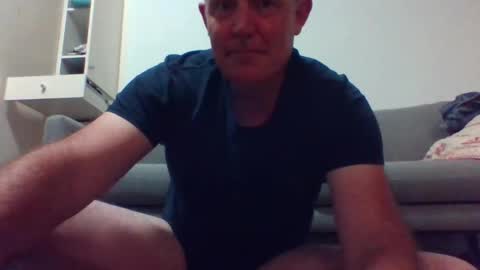 Snapshot of blackdog71 chatting on March 12, 7:04 pm blackdog71 online show from March 12, 7:04 pm