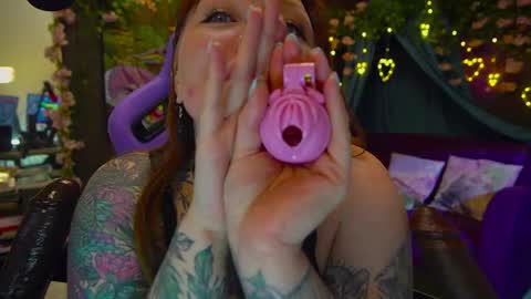 Alice online show from March 27, 6:42 pm