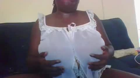 blackfairy2021 online show from October 26, 8:48 am