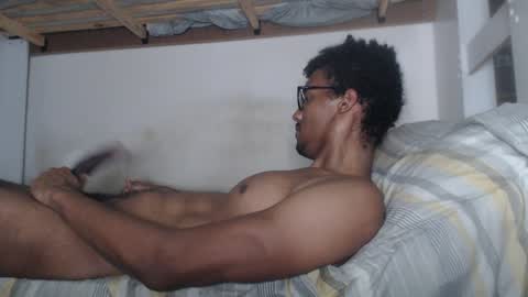 Snapshot of blackguy720 chatting on December 3, 11:29 pm Blackguy720 online show from December 3, 11:29 pm