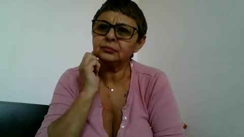 Black Widow online show from October 22, 1:57 pm