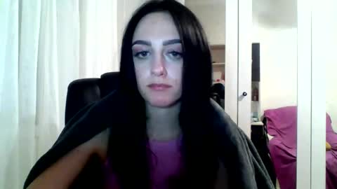Snapshot of blacky_berry chatting on January 26, 1:20 am Ivy online show from January 26, 1:20 am