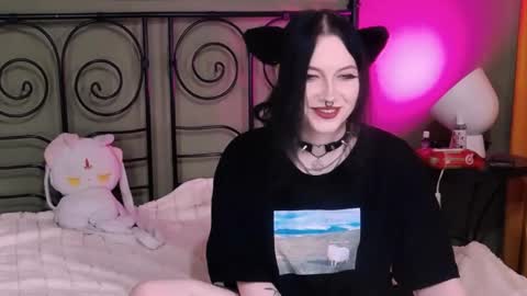 blacky_tea online show from October 25, 9:30 am