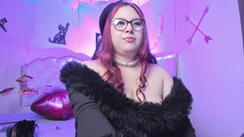Snapshot of blair_elliis chatting on February 28, 10:17 pm Blair online show from February 28, 10:17 pm