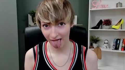 Blair online show from September 23, 6:51 am