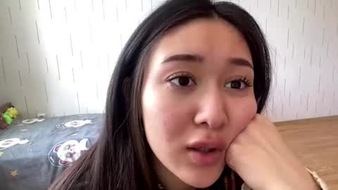 Mila online show from March 29, 8:38 am