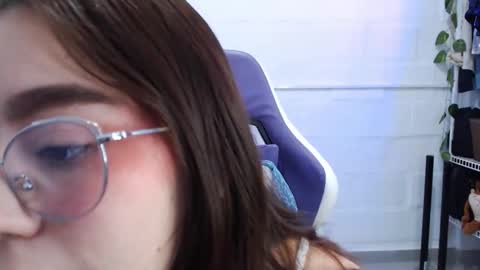   online show from September 29, 12:59 pm