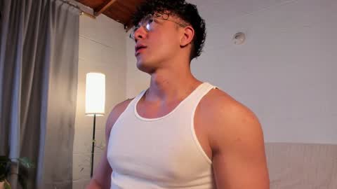 Blake Levi  Independent Model online show from January 20, 1:50 am