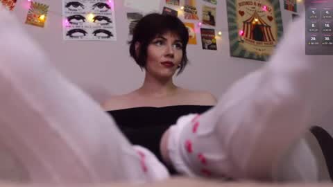 Britney online show from April 16, 8:09 pm