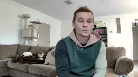Snapshot of blakeandskylar chatting on January 11, 6:01 pm BlakeAndSkylar online show from January 11, 6:01 pm