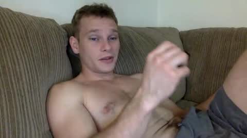 Snapshot of blakeandskylar chatting on September 17, 2:26 am BlakeAndSkylar online show from September 17, 2:26 am
