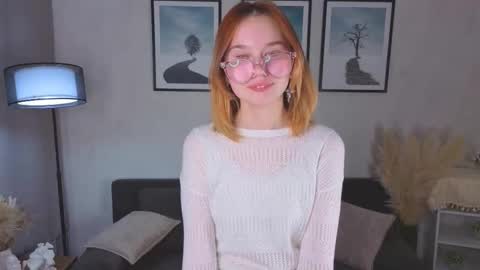 Eliza online show from October 16, 11:43 am