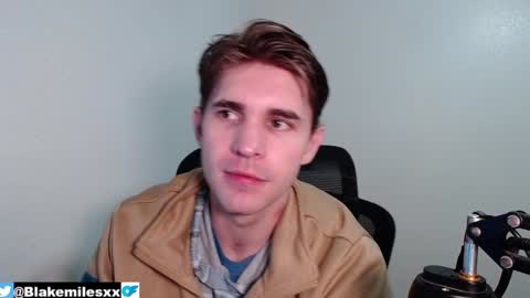 Snapshot of blakemiles2 chatting on January 4, 12:59 am Blake Miles online show from January 4, 12:59 am