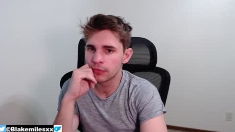 Snapshot of blakemiles2 chatting on January 30, 4:06 am Blake Miles online show from January 30, 4:06 am