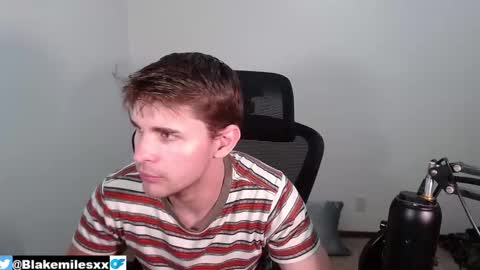 Snapshot of blakemiles2 chatting on March 1, 1:53 am Blake Miles online show from March 1, 1:53 am
