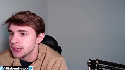 Snapshot of blakemiles2 chatting on January 12, 9:29 pm Blake Miles online show from January 12, 9:29 pm