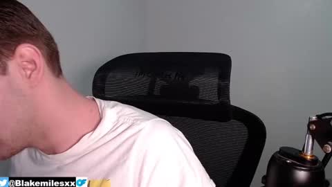 Snapshot of blakemiles2 chatting on February 10, 12:30 am Blake Miles online show from February 10, 12:30 am