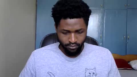 blakmoufaka online show from December 2, 7:51 am