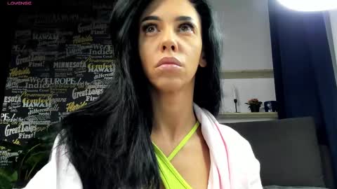 blakmy online show from February 28, 4:10 am